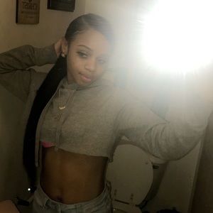 Cropped Top Hoodie😎